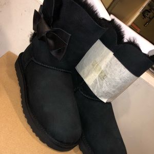 ugg daelynn boots